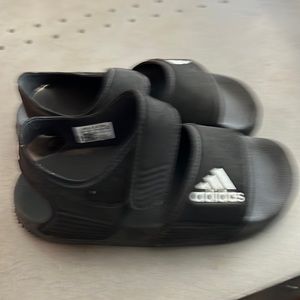 Boys size 12 Adidas sandals